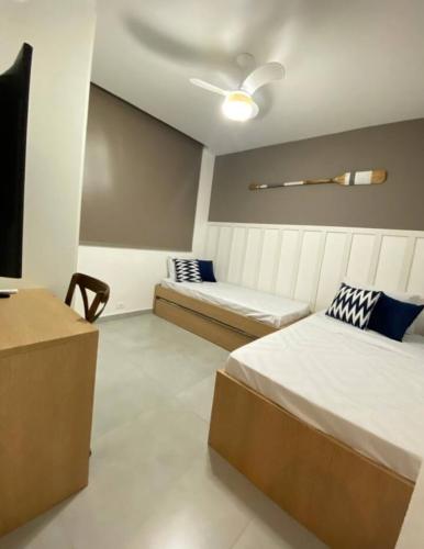 bedroom_2